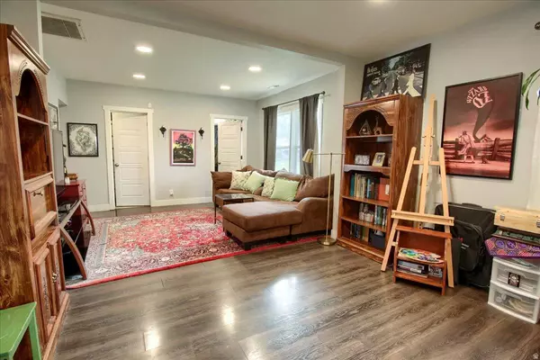 545 E CHESTER ST, Ogden, UT 84404