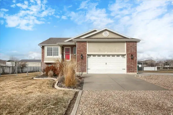 6242 W 5950 S, Hooper, UT 84315