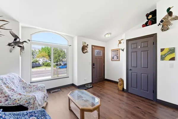 257 E 1100 N, Harrisville, UT 84404