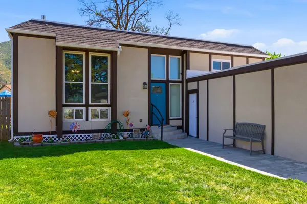 5756 S WILLOWOOD LN E, South Ogden, UT 84403
