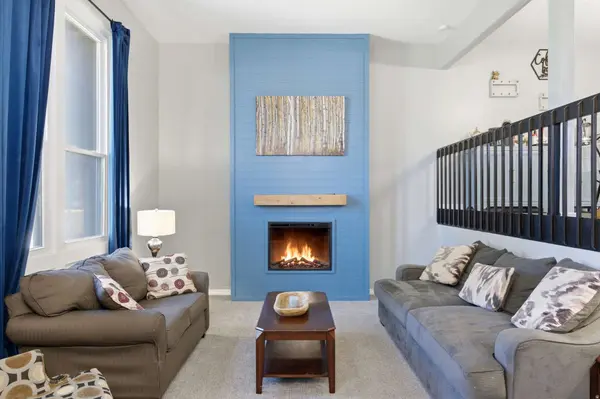 5756 S WILLOWOOD LN E, South Ogden, UT 84403