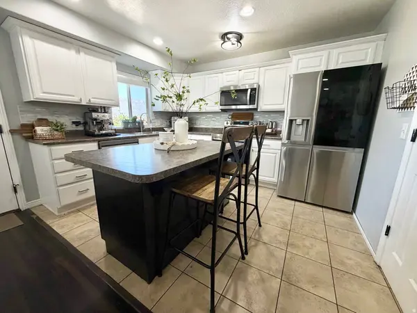 1766 W 5025 S, Roy, UT 84067