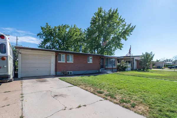 2375 W 4975 S, Roy, UT 84067