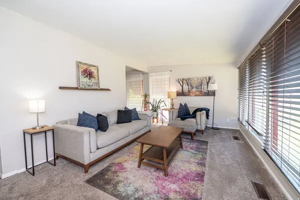 2375 W 4975 S, Roy, UT 84067