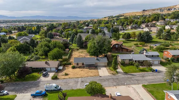 3571 N 950 W, Pleasant View, UT 84414
