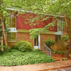 1717 Wainwright Dr, Reston, VA 20190-3436