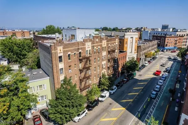 821 Bergen Ave #102, Jersey City, NJ 07306