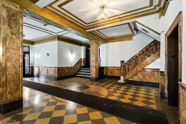 821 Bergen Ave #102, Jersey City, NJ 07306