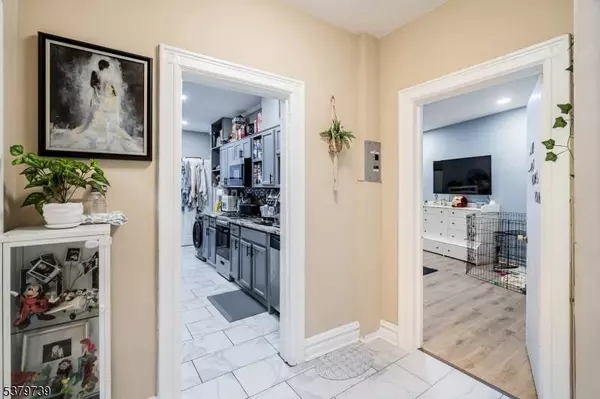 821 Bergen Ave #102, Jersey City, NJ 07306