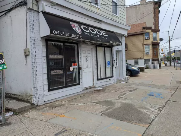 3514 KENNEDY BLVD, Jc Heights, NJ 07307