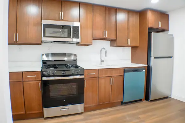 300 CATOR AVE #2, Jc West Bergen, NJ 07305