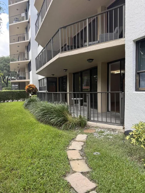 859 JEFFERY ST #1030, Boca Raton, FL 33487