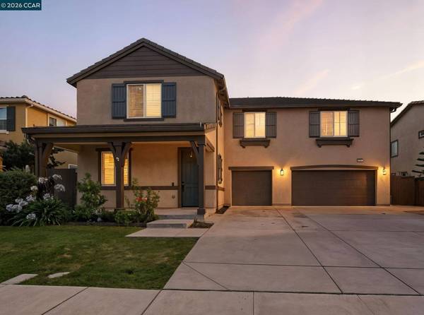 2433 Sanders Ln, Fairfield, CA 94533