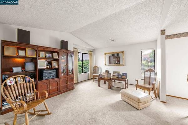 2409 Lighthouse Ct, Fairfield, CA 94534