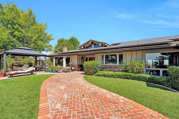 17505 Corte Lomas Verde, Poway, CA 92064