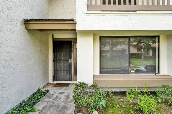 5288 Caminito Aruba, San Diego, CA 92124