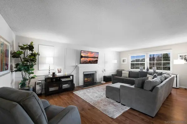 7201 Conestoga Place, San Diego, CA 92120