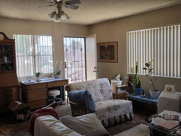 162-64 Ski Way, Chula Vista, CA 91911