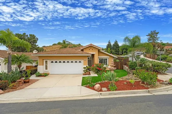 1425 Knoll Park Gln, Escondido, CA 92029