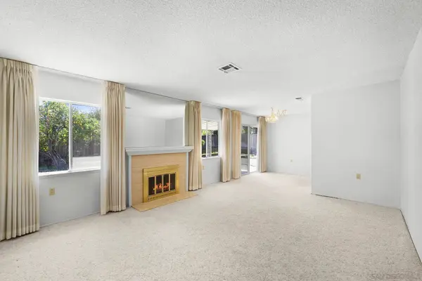 16371 Bernardo Oaks Dr, San Diego, CA 92128