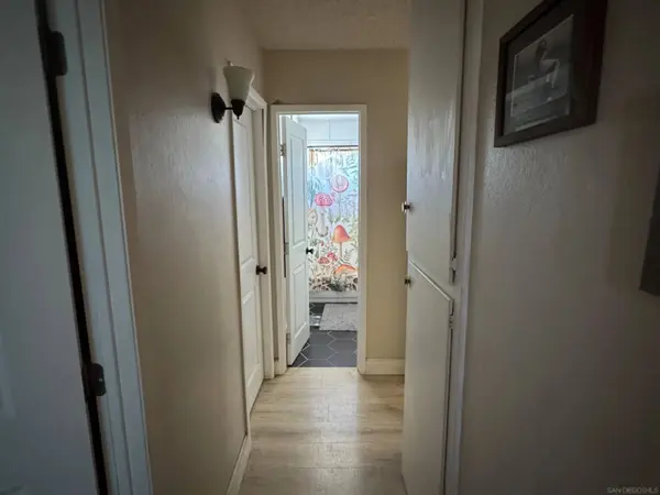 5125 Lehrer Dr, San Diego, CA 92117