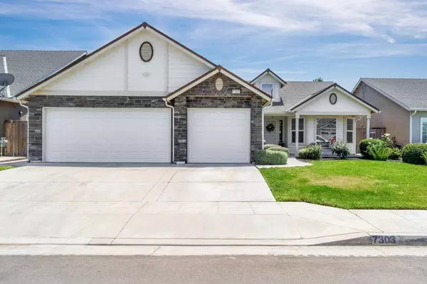 7303 W San Bruno AVE, Fresno, CA 93723