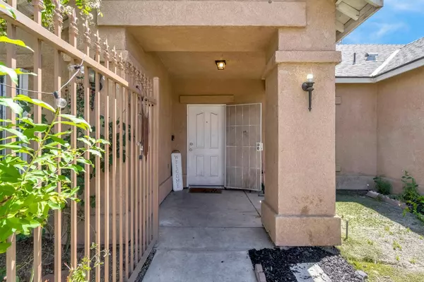 3615 W Michigan AVE, Fresno, CA 93722