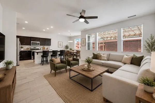 2153 Lombard LN, Clovis, CA 93619