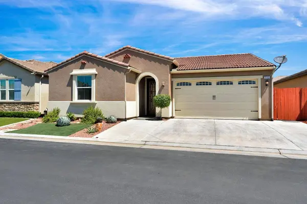 2153 Lombard LN, Clovis, CA 93619