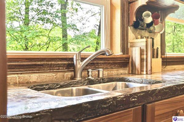 850 Cedar Hill Drive, Elizabethtown, KY 42701