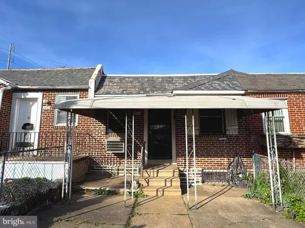 2405 S 57TH ST, Philadelphia, PA 19143