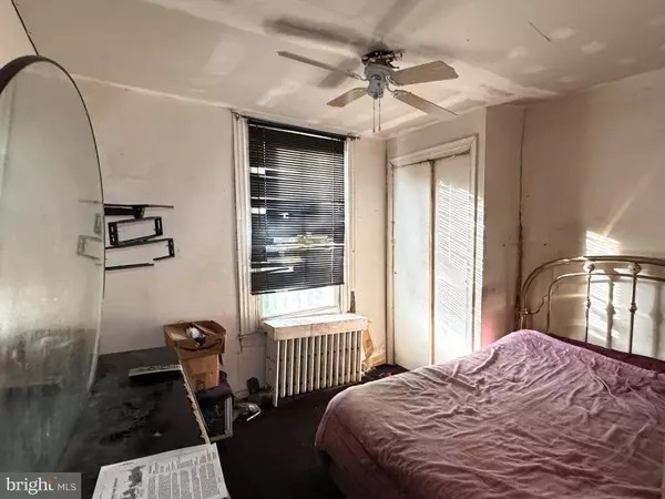 5702 BELMAR TER, Philadelphia, PA 19143