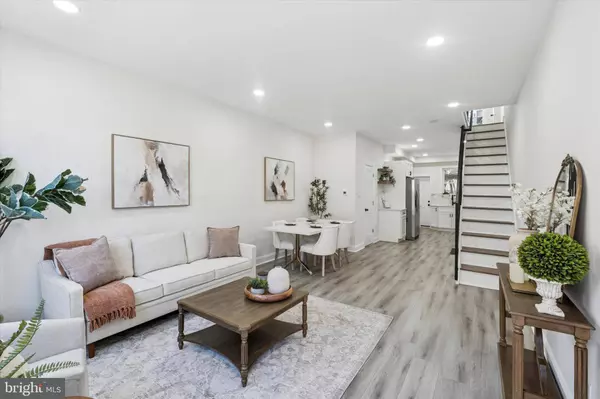 2051 S CLEVELAND ST, Philadelphia, PA 19145