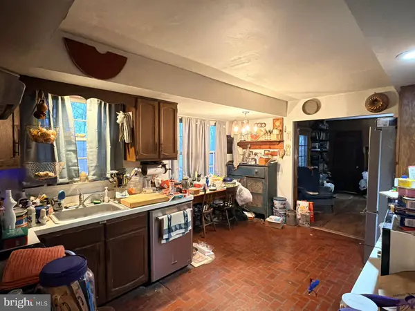 1038 EDGEWOOD CHASE, Glen Mills, PA 19342