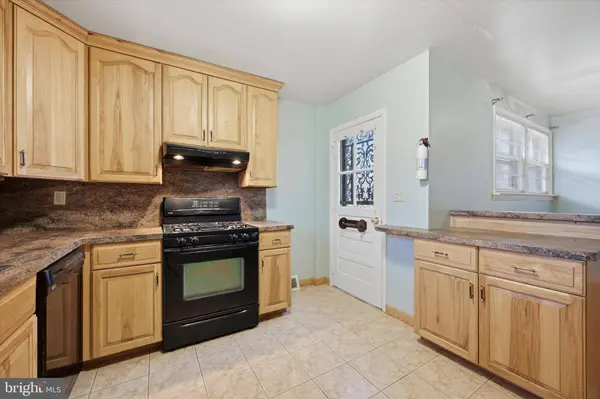 129 LOCKSLEY RD, Glen Mills, PA 19342