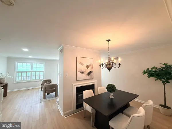 2305 WESTFIELD CT #2305, Newtown Square, PA 19073