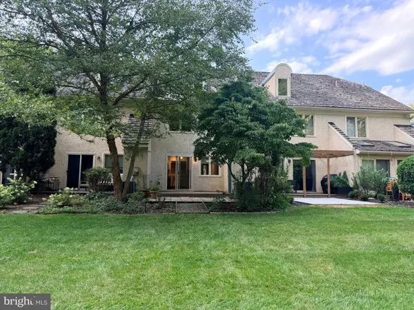 219 E DUTTS MILL WAY, West Chester, PA 19382