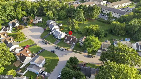24 WETHERBURN DR, Downingtown, PA 19335