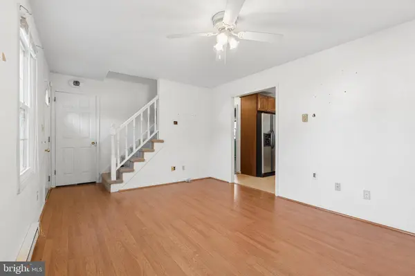 24 WETHERBURN DR, Downingtown, PA 19335