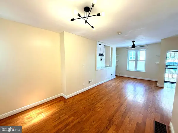 2122 MCCLELLAN ST, Philadelphia, PA 19145