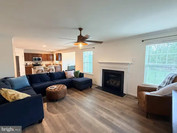 138 MEADOWSIDE DR, Douglassville, PA 19518