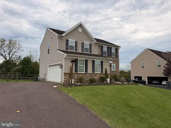 138 MEADOWSIDE DR, Douglassville, PA 19518