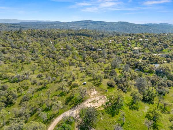 33542 Longo RD, Coarsegold, CA 93614