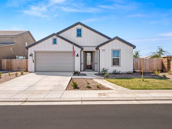 1094 Sawtooth DR