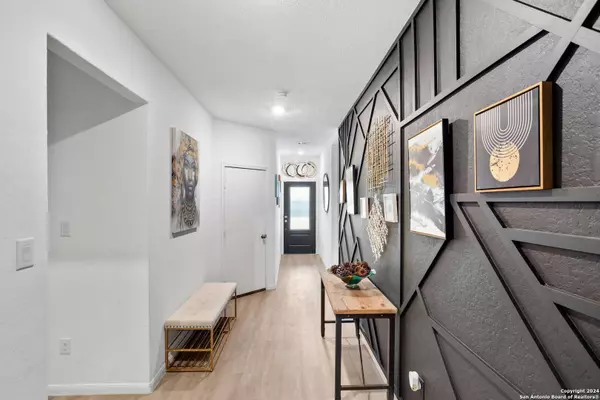 2918 SHORE LARK, New Braunfels, TX 78130