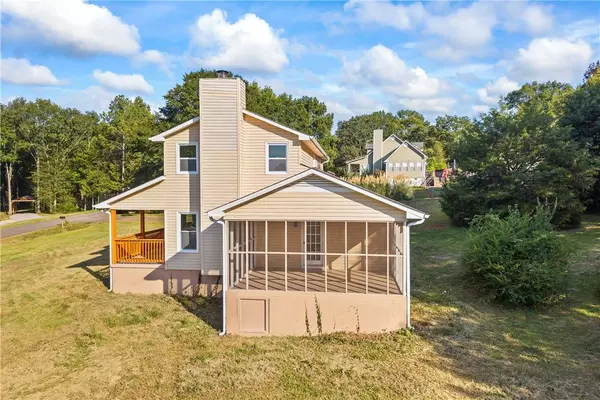 323 Lake Forest CIR, Anderson, SC 29625