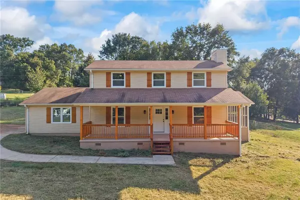 323 Lake Forest CIR, Anderson, SC 29625