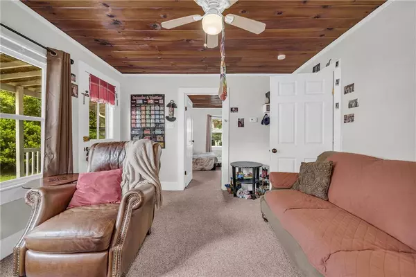 102 N Bibb ST, Westminster, SC 29693