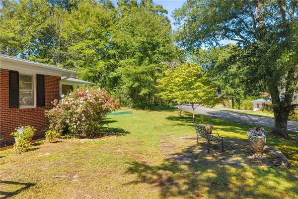 504 Lovingood AVE, Walhalla, SC 29691