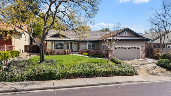 1435 Foxridge CIR, Auburn, CA 95603